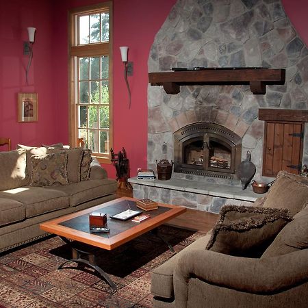 Hideaway Lodge B And B Woodinville Bagian luar foto