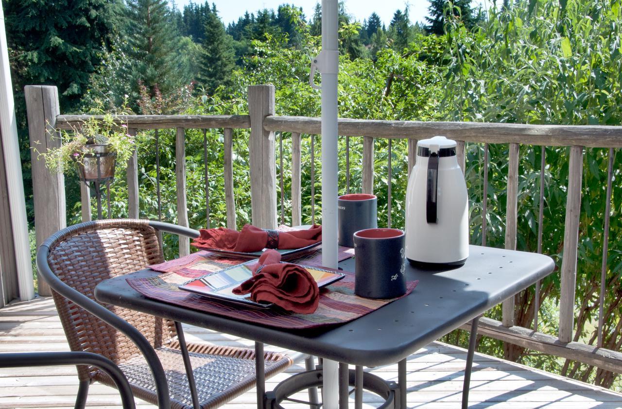 Hideaway Lodge B And B Woodinville Bagian luar foto