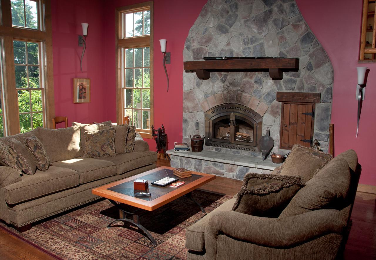 Hideaway Lodge B And B Woodinville Bagian luar foto