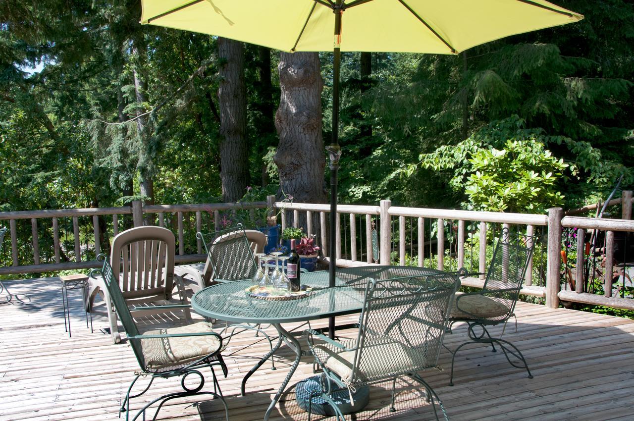 Hideaway Lodge B And B Woodinville Bagian luar foto