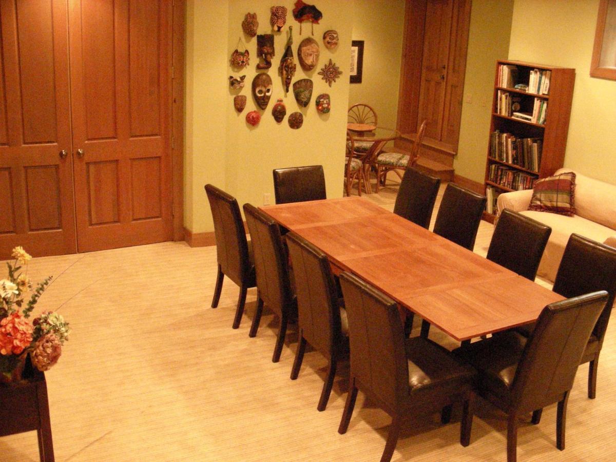 Hideaway Lodge B And B Woodinville Ruang foto